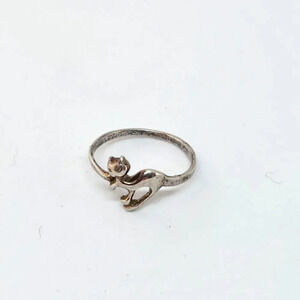 Sterling Silver  Cat Kitten Ring Size 4.75